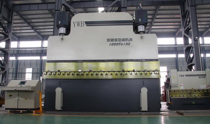دیلیم DA65W CNC پریس توڑ 1000T6100
