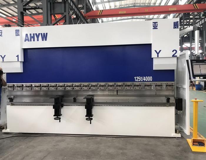 احیاوی AHYW 4M CNC ہائبرڈ پریسبرکس 4 محور