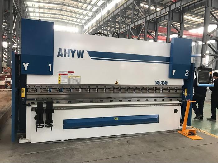 AHYW 4M دھات 6 محور CNC پریس بریکس۔
